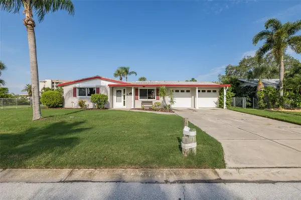 8201 CHANNEL DR,  Port Richey,  FL 34668