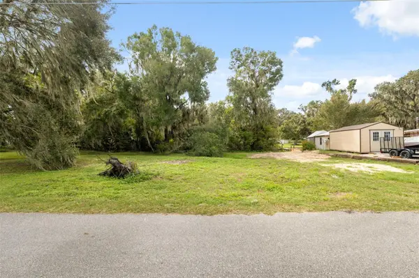 CO RD 457,  Lake Panasoffkee,  FL 33538