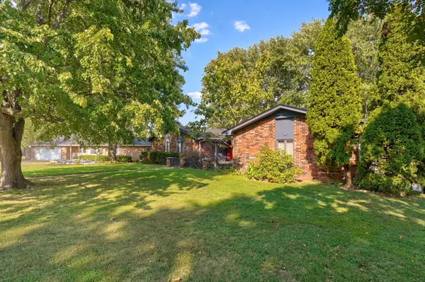 1626 S Porter AVE, Aurora, MO 65605