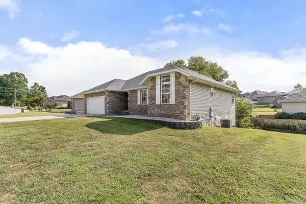 2308 S 13th ST, Ozark, MO 65721