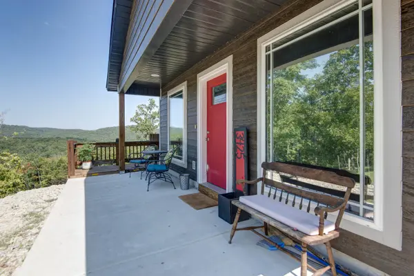 3425 Pine Top Road, Kirbyville, MO 65679