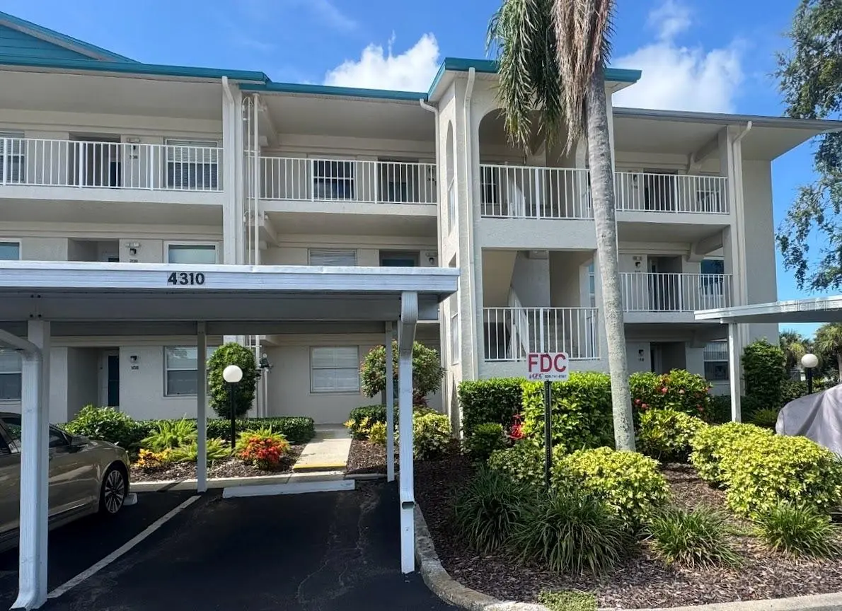 7301 29TH AVENUE DR W #310, Bradenton, FL 34209