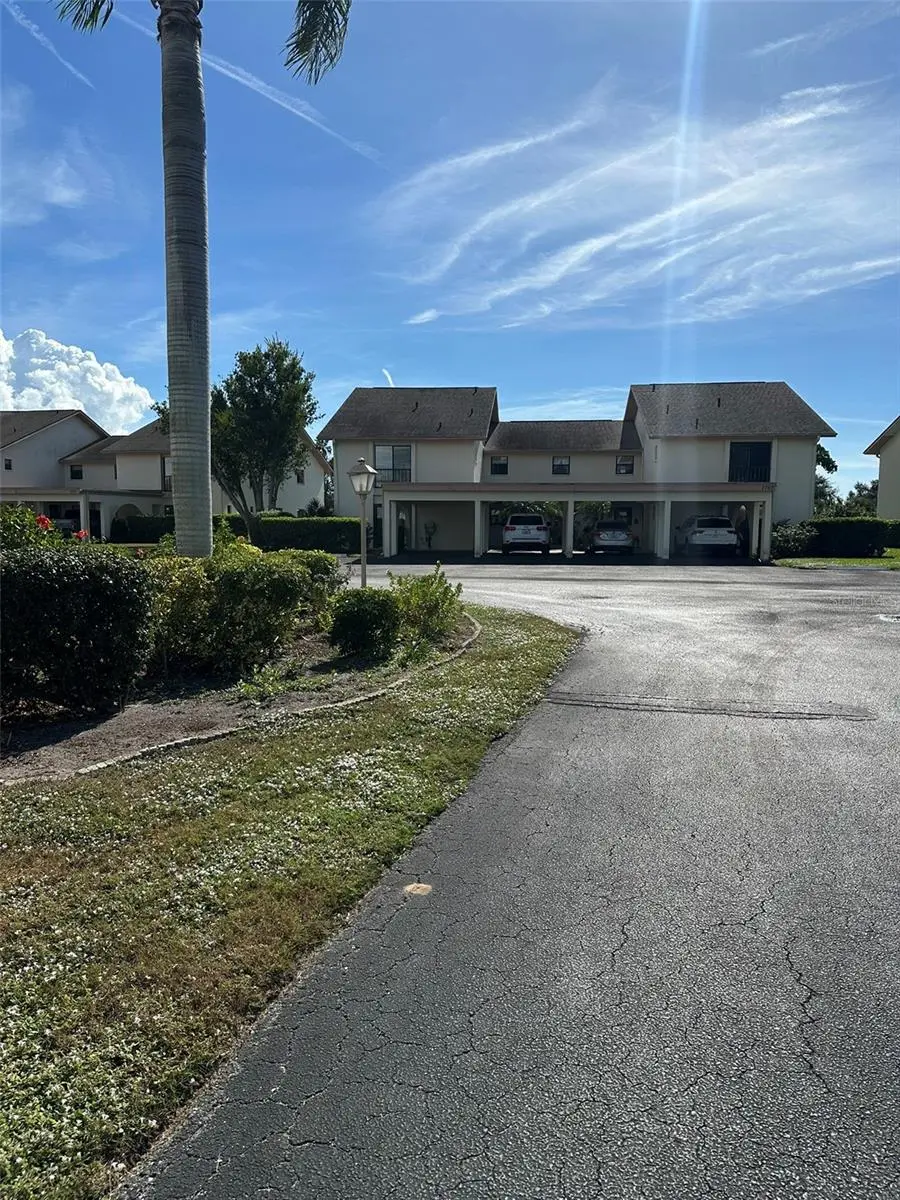 1767 LAKE PL #1767C, Venice, FL 34293
