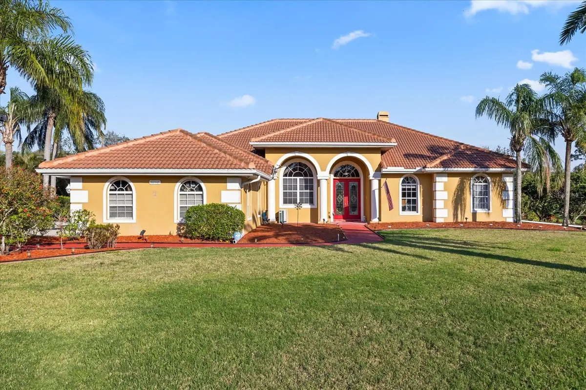 6107 GLEN ABBEY LN, Bradenton, FL 34202