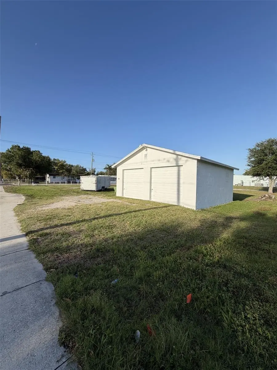 2613 7TH AVE E, Bradenton, FL 34208