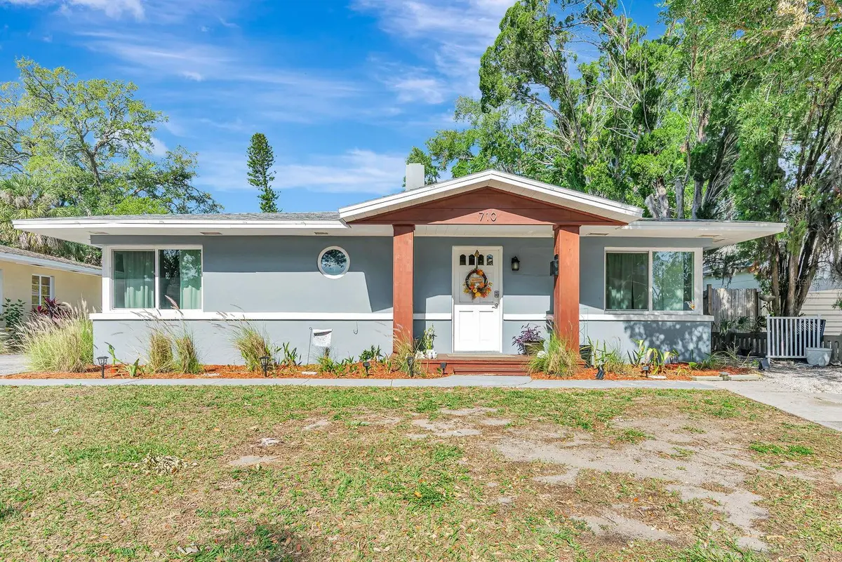 710 31ST ST W, Bradenton, FL 34205