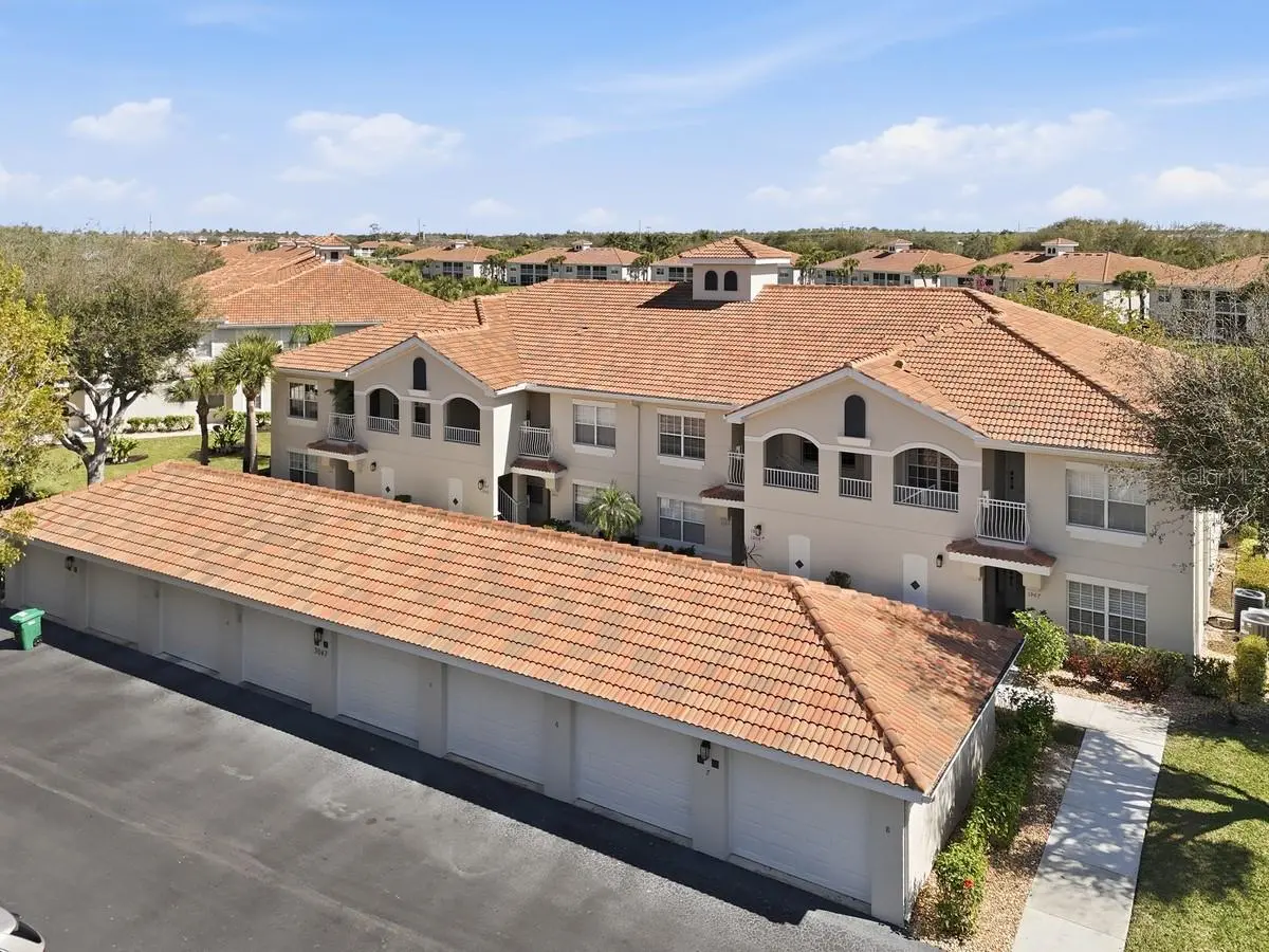 3047 HORIZON LN #1906, Naples, FL 34109