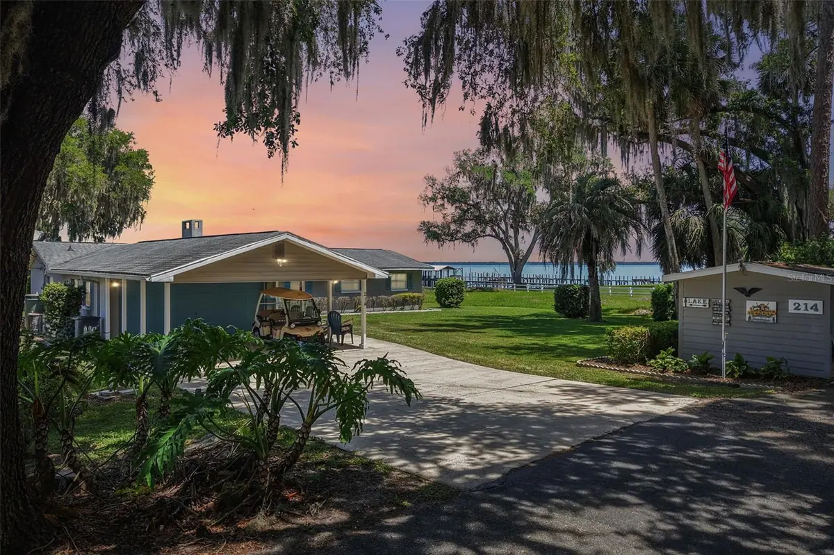 214 PARADISE LN, Crescent City, FL 32112