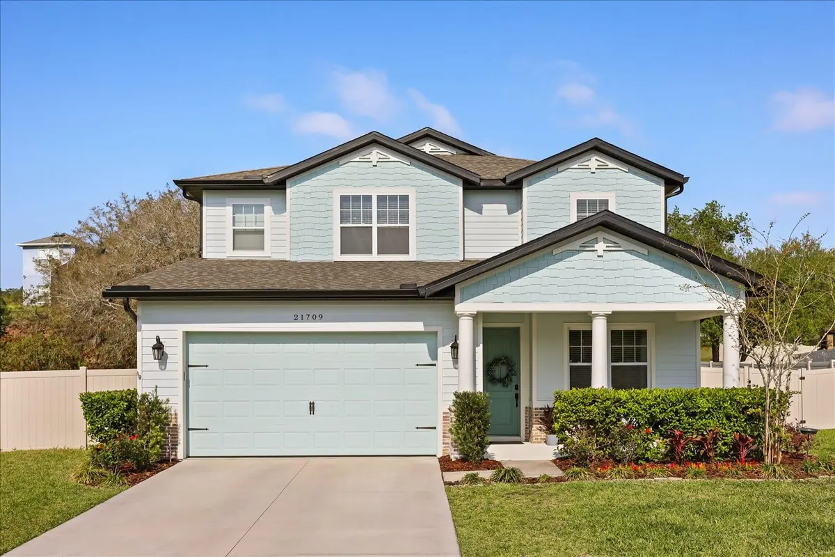 21709 HIDDEN CREEK LN, Mount Dora, FL 32757