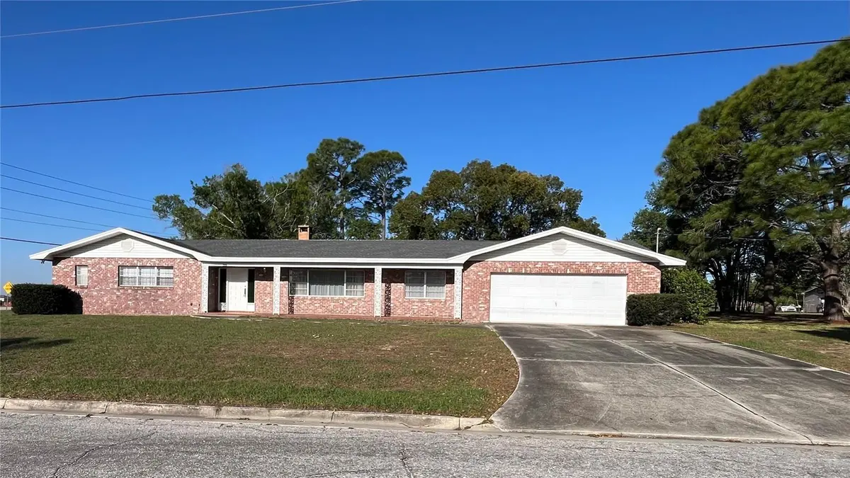 520 8TH ST S, Dundee, FL 33838