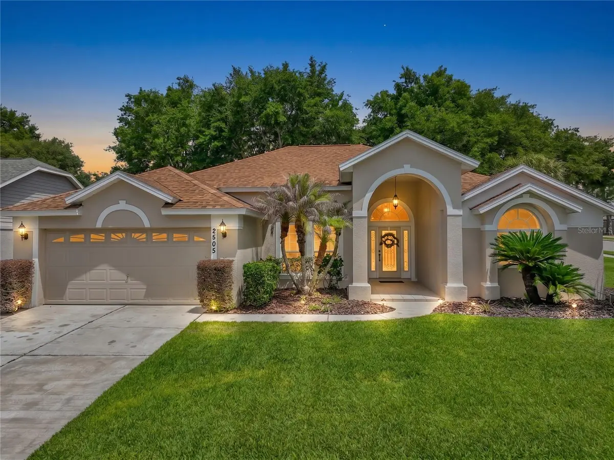 2505 HOLLY BERRY CIR, Clermont, FL 34711