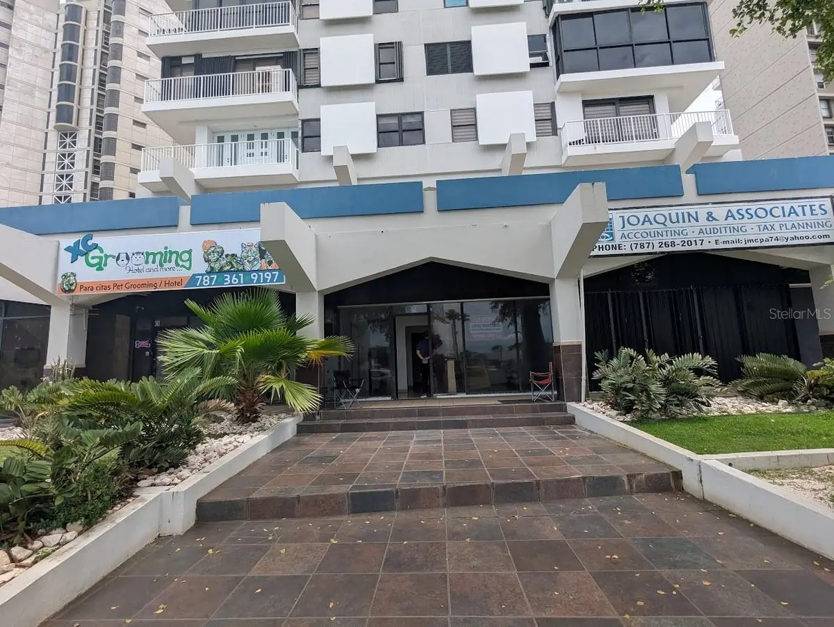 4633 AVE ISLA VERDE, Carolina, PR 00979