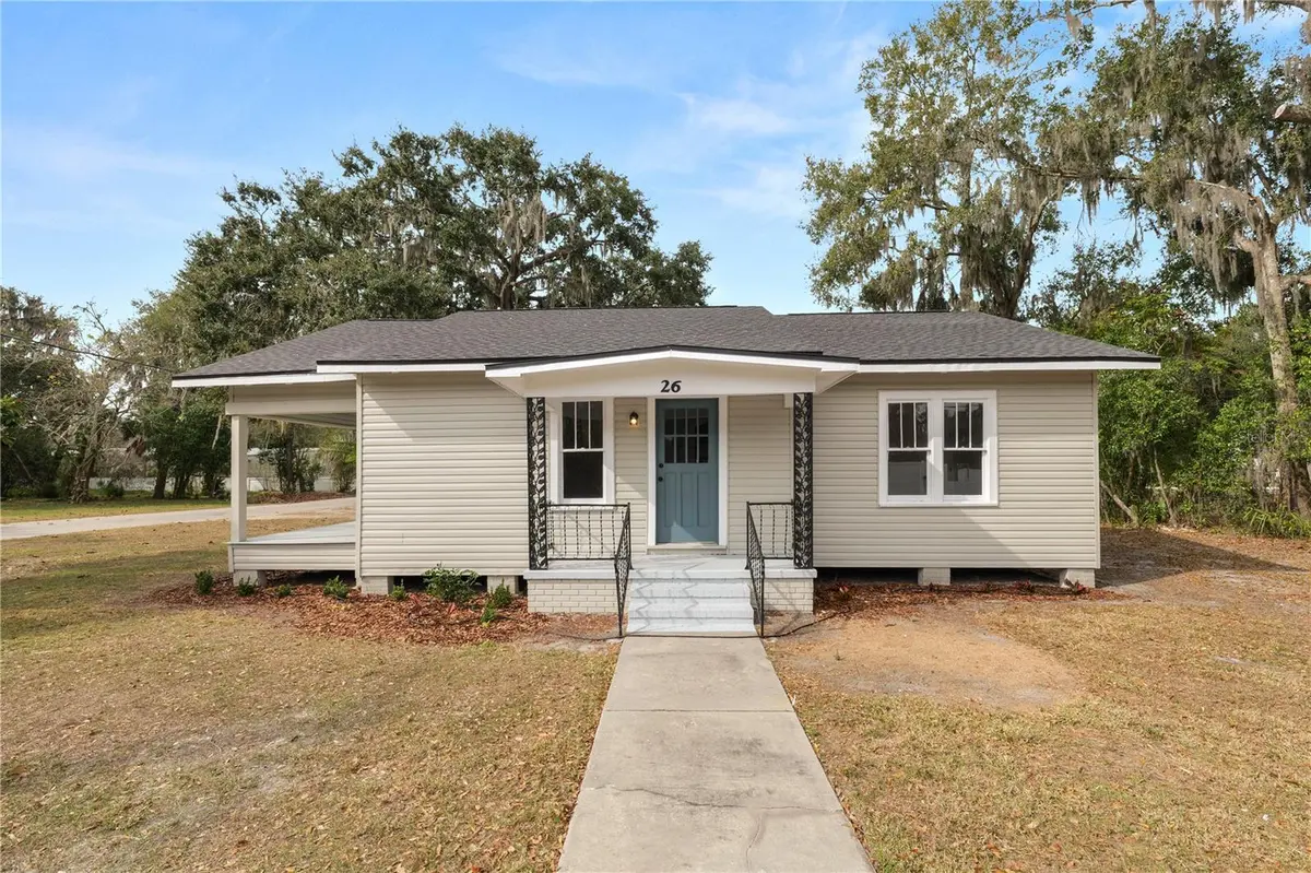 26 S LANIER AVE, Fort Meade, FL 33841
