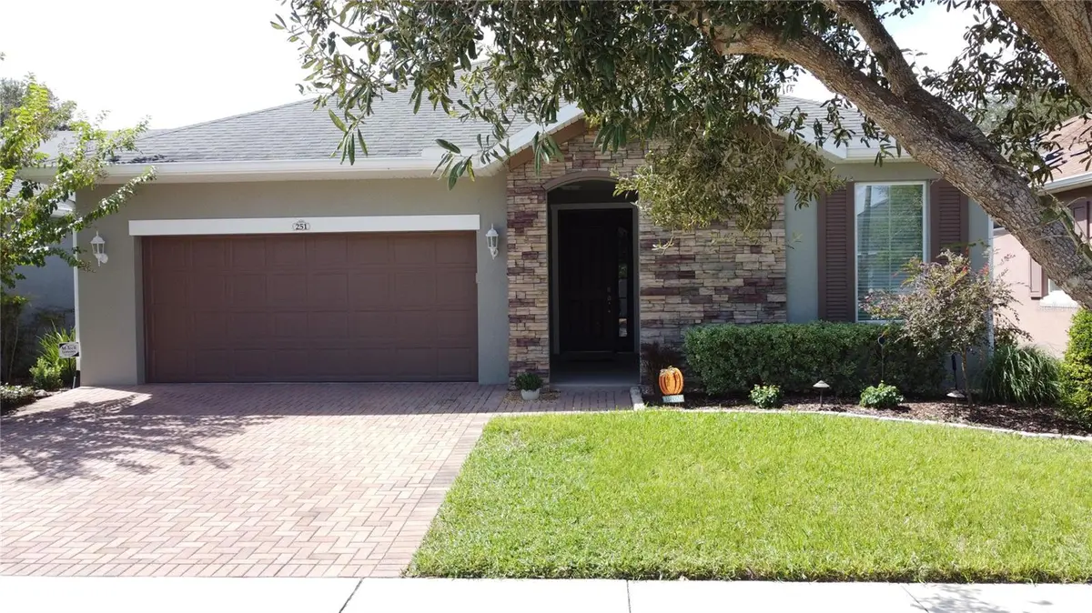 251 SILVER MAPLE RD, Groveland, FL 34736