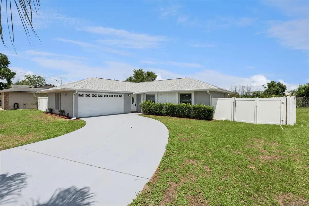 942 WINDBROOK DR, Deltona, FL 32725