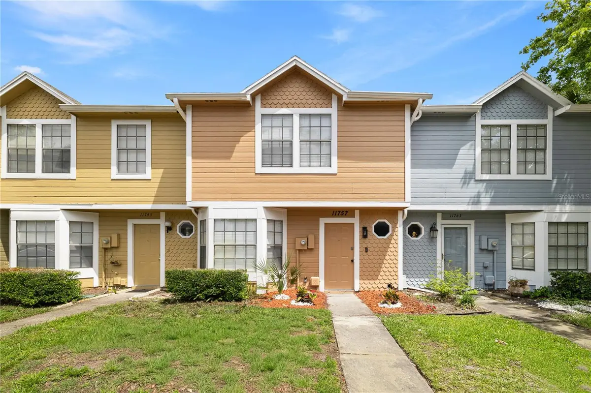 11757 WINDBOURNE CIR, Orlando, FL 32837