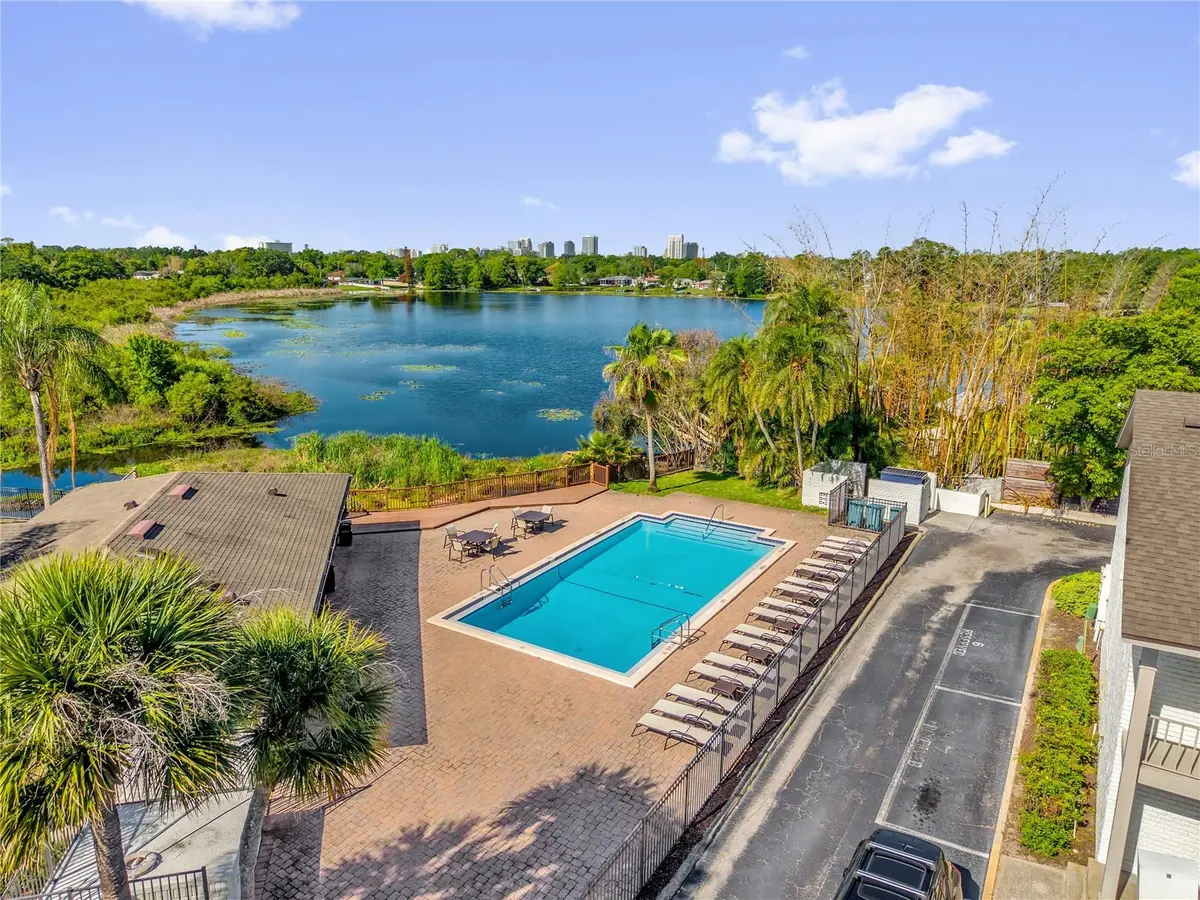 2916 PLAZA TERRACE DRIVE #2916, Orlando, FL 32803