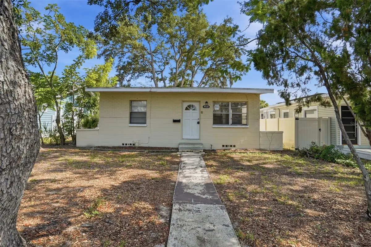 4826 S 8TH AVE S, St Petersburg, FL 33711