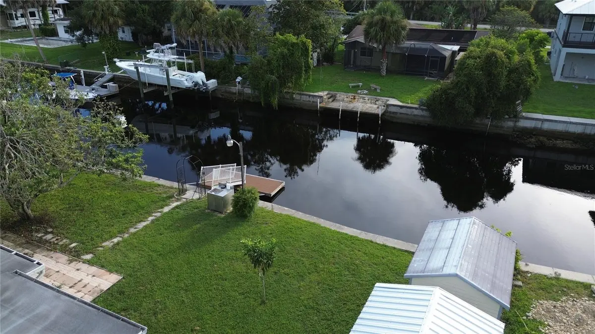 3896 N SEMINOLE PT, Crystal River, FL 34428