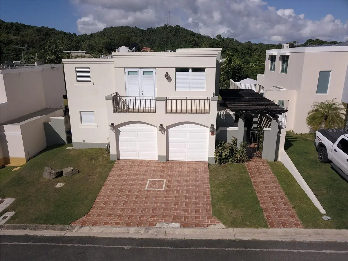 CAMINO LARGO LAS HACIENDAS #44, Canovanas, PR 00729
