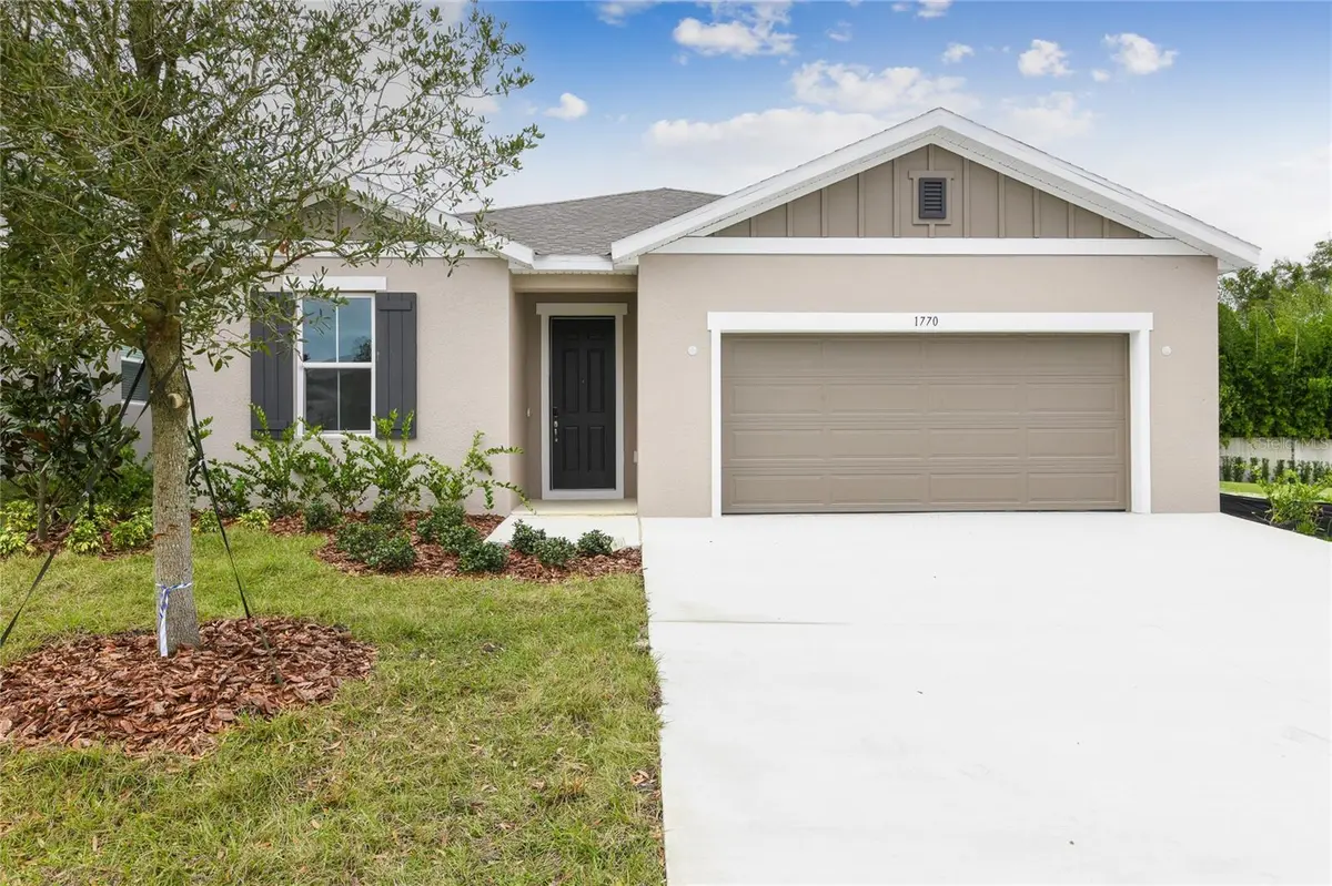 1770 CARNELIAN ST, Deland, FL 32720