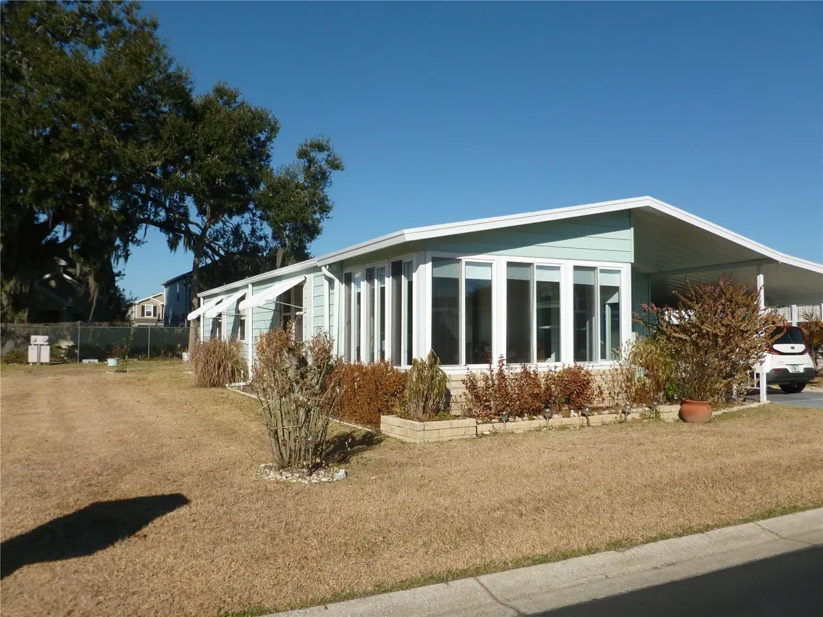3145 HICKORY DR, Wesley Chapel, FL 33543