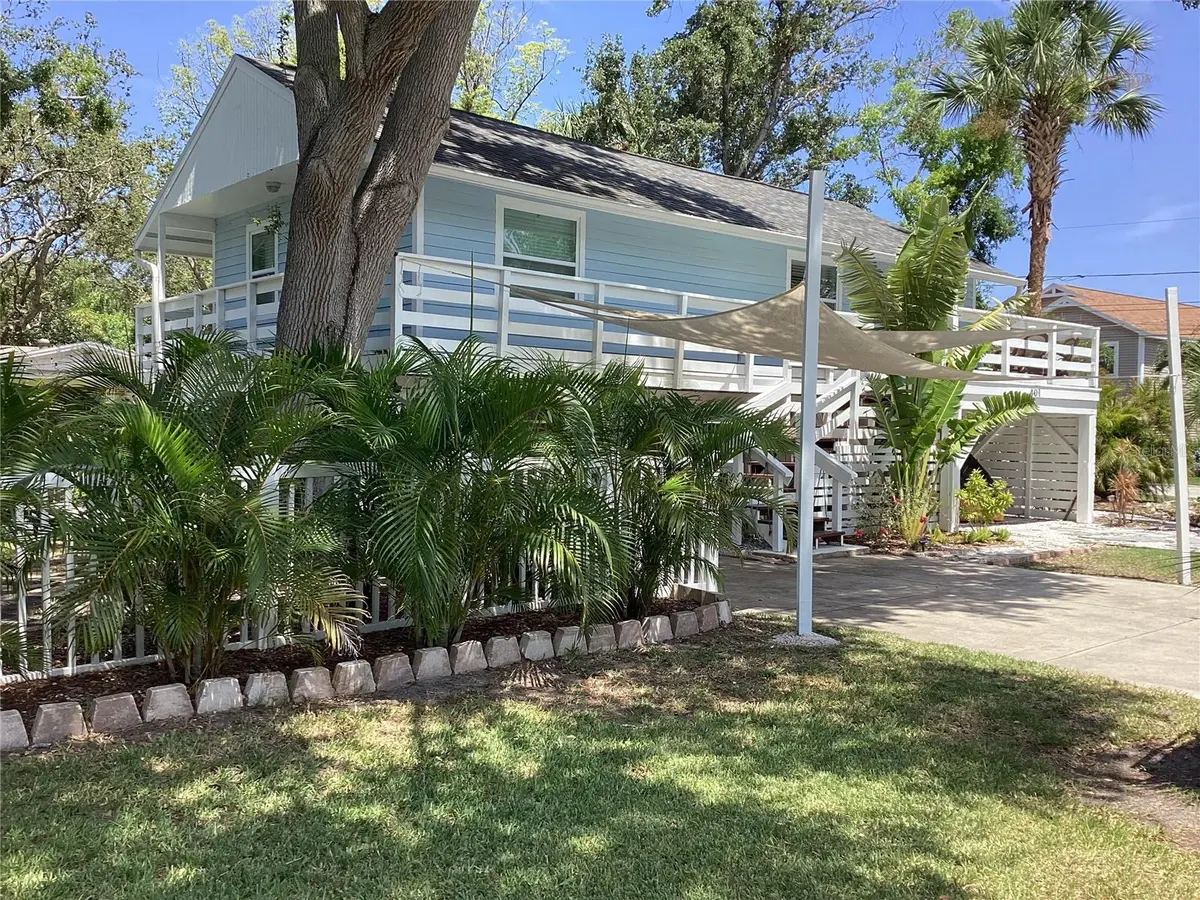 401 PENNSYLVANIA AVE, Crystal Beach, FL 34681