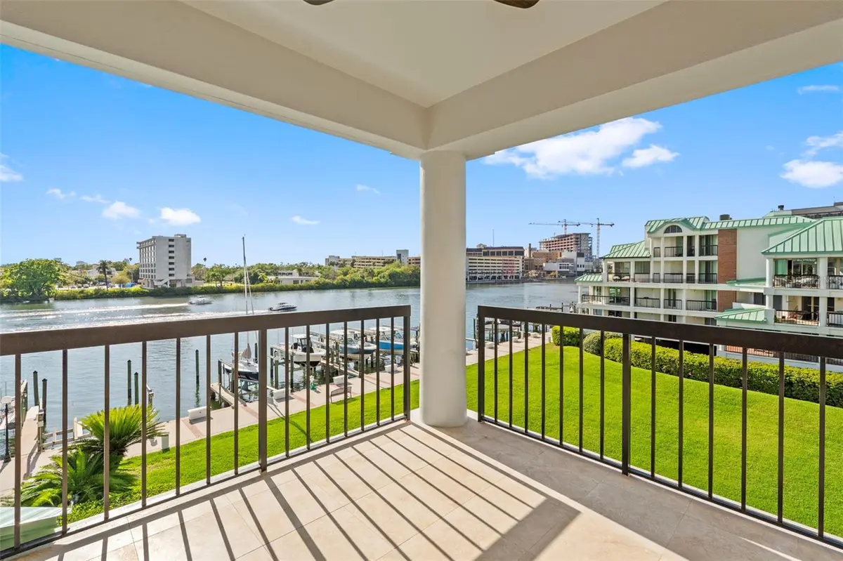 943 SEDDON COVE WAY #943, Tampa, FL 33602