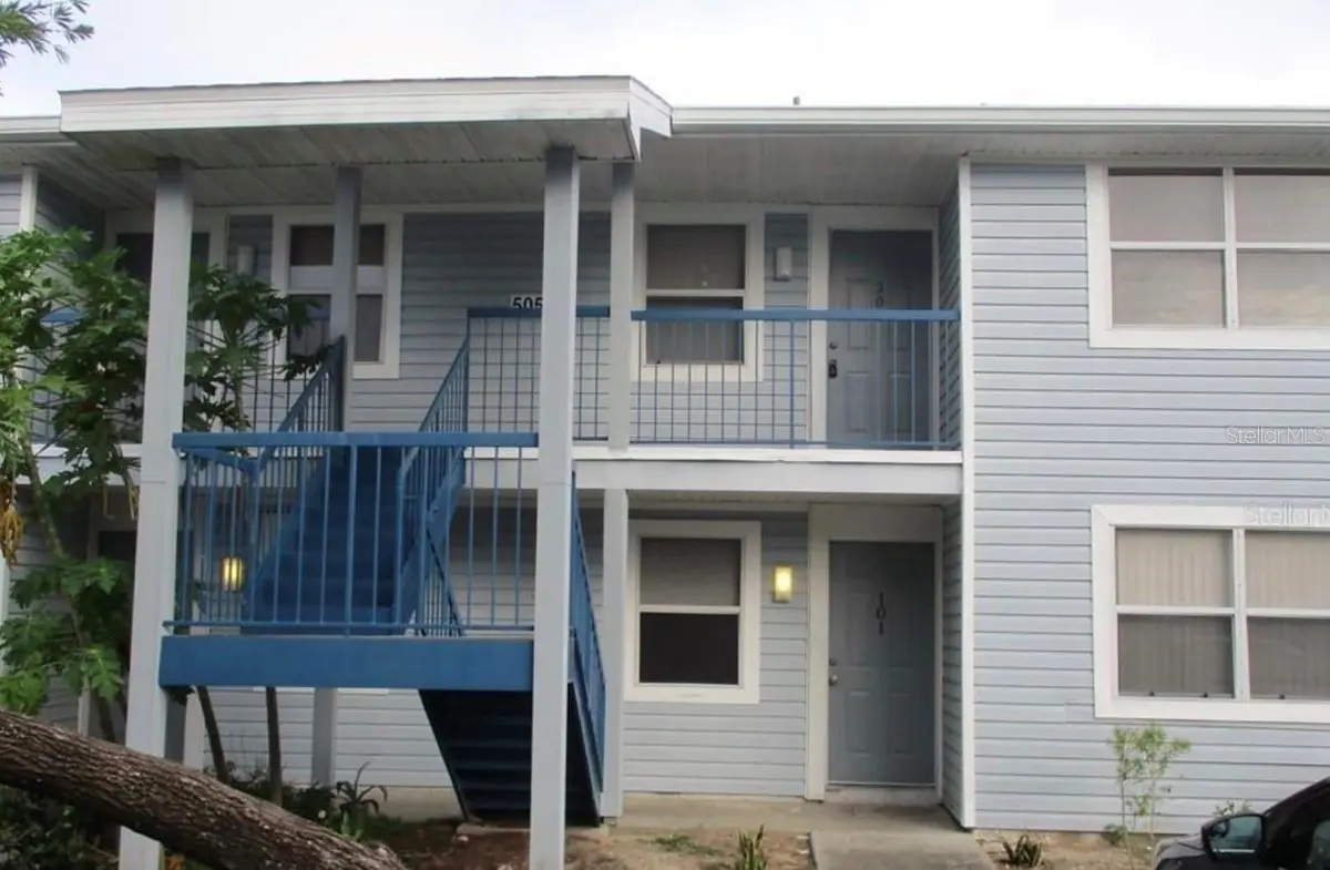 5052 TERRACE CLUB LN #201, Tampa, FL 33617