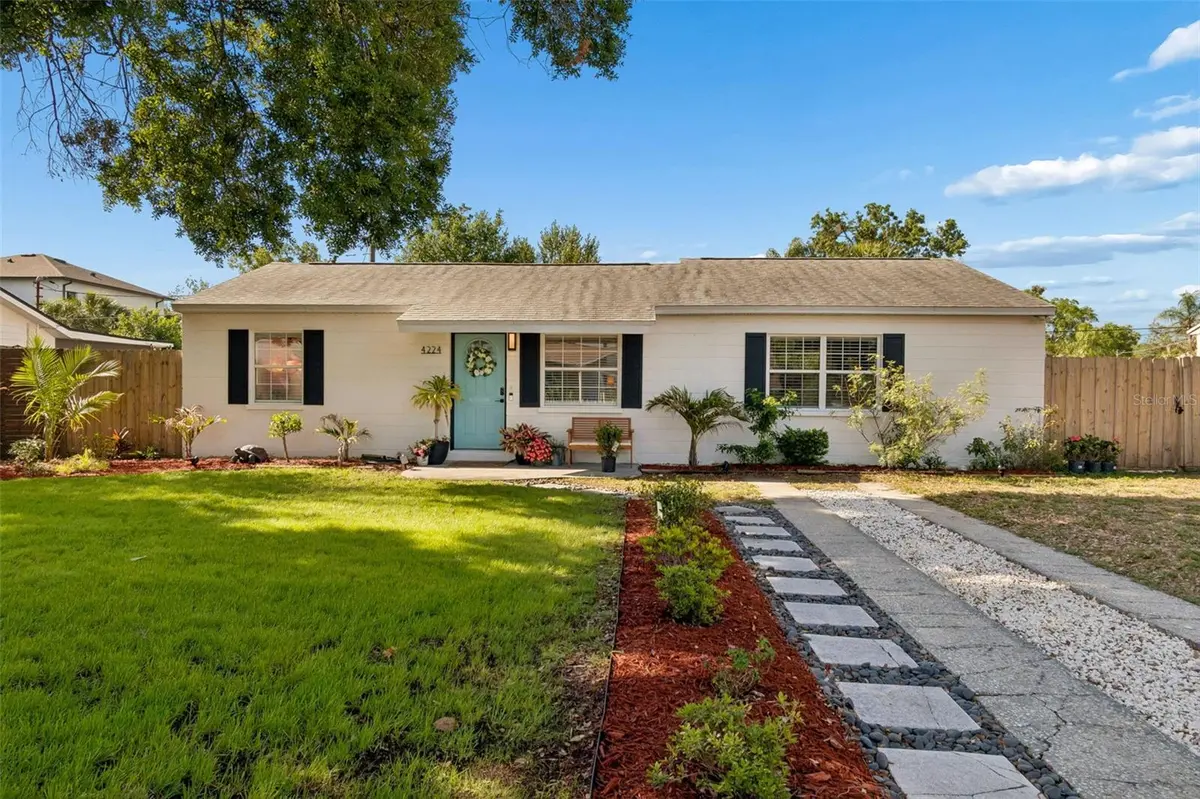 4224 W BAY VISTA AVE, Tampa, FL 33611
