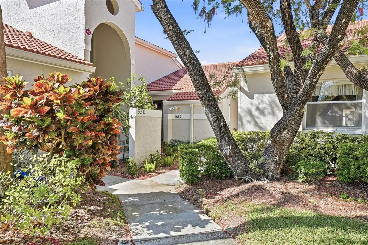 554 ANDORRA CIR NE, St Petersburg, FL 33703