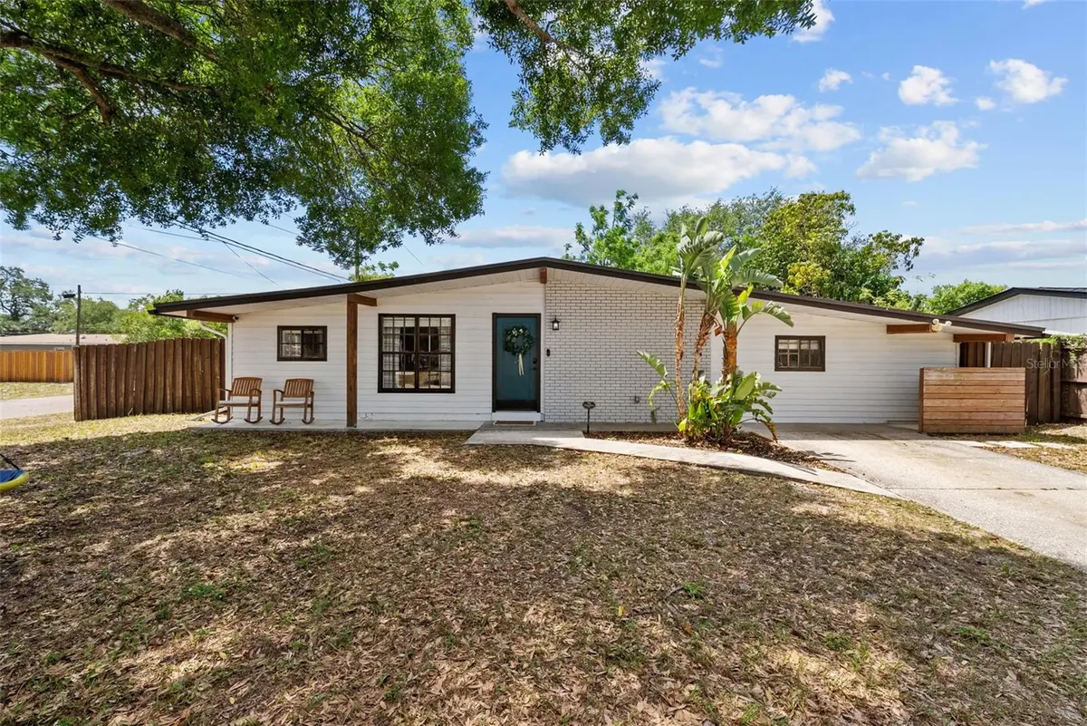 3702 W TYSON AVE, Tampa, FL 33611
