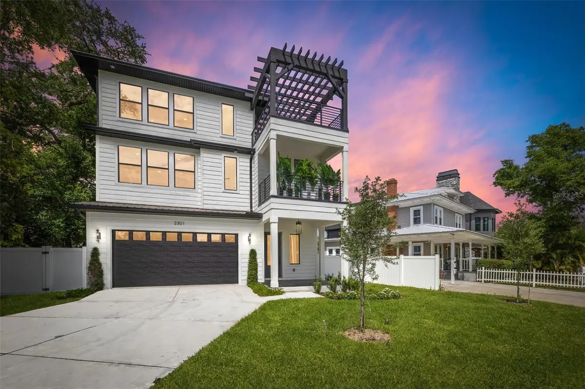 2301 N RIDGEWOOD AVE, Tampa, FL 33602
