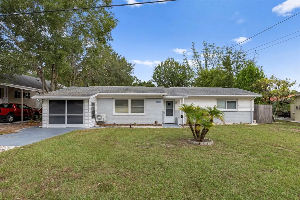 6421 FINANCE AVE, Weeki Wachee, FL 34607