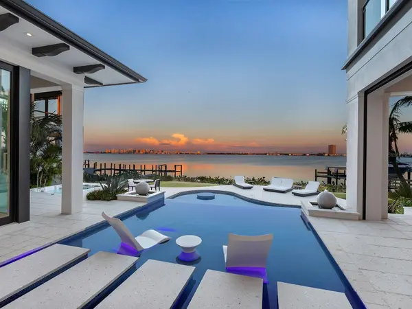 424 BOWDOIN CIR, Sarasota, FL 34236