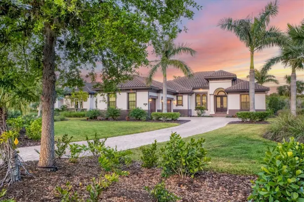 3519 FOUNDERS CLUB DR, Sarasota, FL 34240