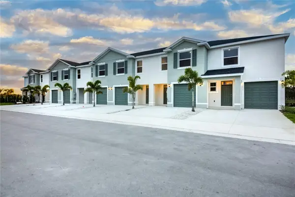 1651 EAST BAY ST, Sarasota, FL 34238