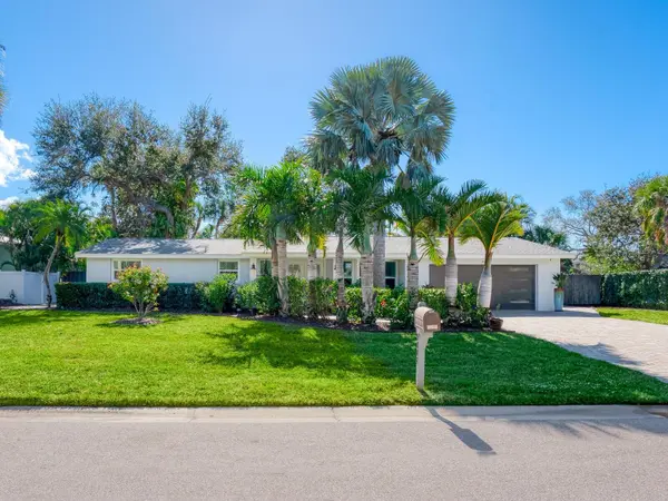1002 GLEBE LN, Sarasota, FL 34242