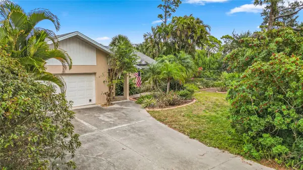 2141 CORDES ST, Osprey, FL 34229