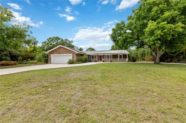 7535 CASTLE DR, Sarasota, FL 34240