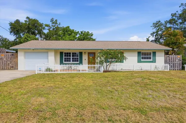 3608 FENWAY DR, Sarasota, FL 34232