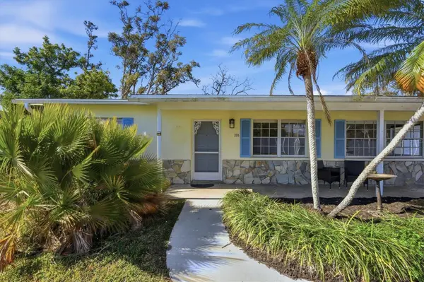 270 SOUTHLAND RD, Venice, FL 34293