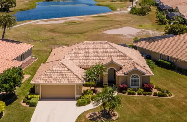 8207 LAKESIDE DR, Englewood, FL 34224