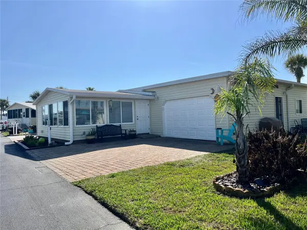 98 MERRIMAC DR, Flagler Beach, FL 32136