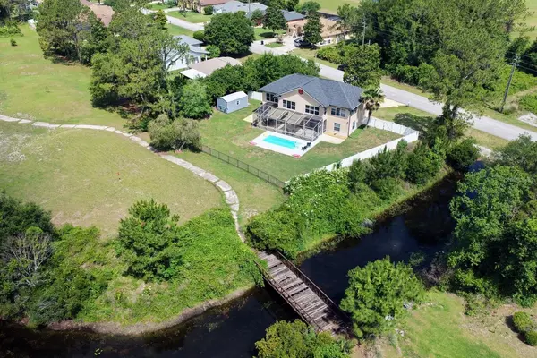 208 LONDON DR, Palm Coast, FL 32137