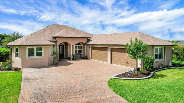 6008 APEX WAY, Lady Lake, FL 32159