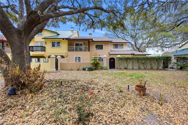 1220 AVENIDA DE LAS CASAS, The Villages, FL 32159