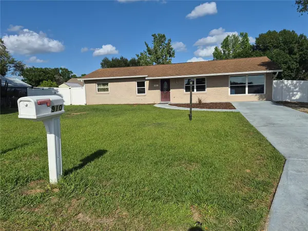 910 DRUID PL, Tavares, FL 32778