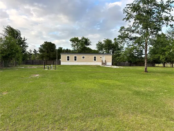 11511 NE 10TH TER, Oxford, FL 34484