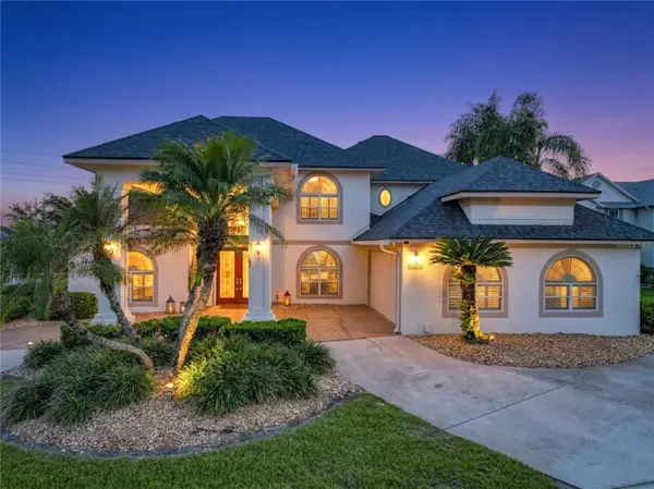 1861 EDGEWATER DR, Mount Dora, FL 32757